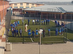 🌞👩🏽‍🏫 “When the sun is shining, Ms Nkhosana takes Creative Arts outdoors — where every student’s imagination blossoms like spring flowers.” 🌼